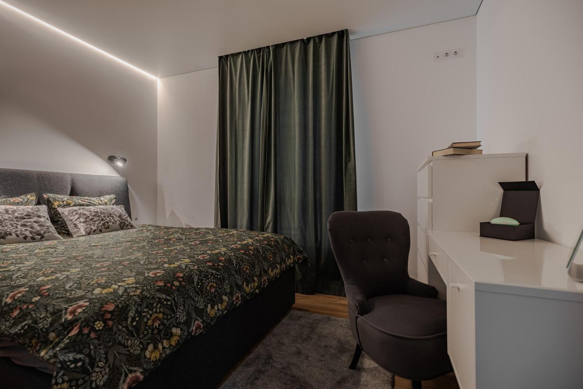 Fantasy House, Cozzy Apartmens, Free Parking, Long Welcome Apartment *